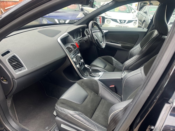 Used Volvo XC60 2015 for sale - 74816542: Photo 12