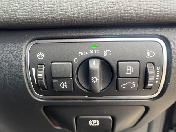 Used Volvo XC60 2015 for sale - 74816542: Photo 21