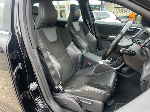 Used Volvo XC60 2015 for sale - 74816542: Photo 3
