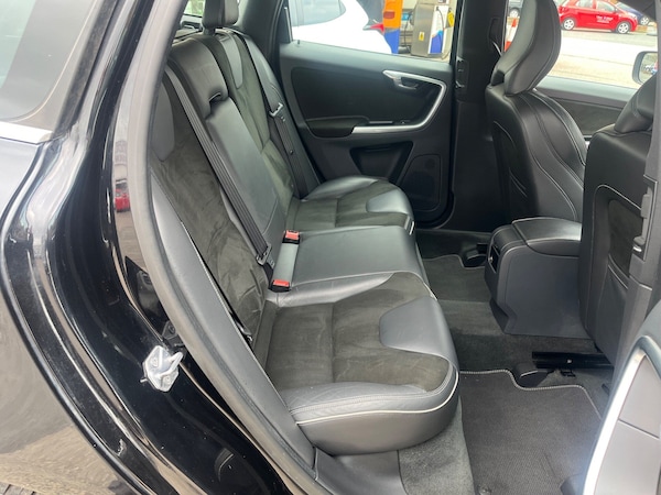 Used Volvo XC60 2015 for sale - 74816542: Photo 7