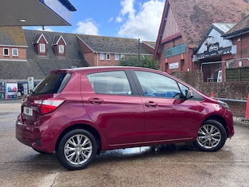 Used Toyota Yaris 2018 for sale - 78802954: Photo