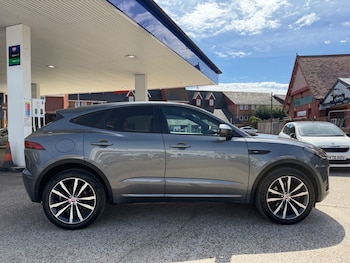 Used Jaguar E-Pace 2020 for sale - 79356201: Photo