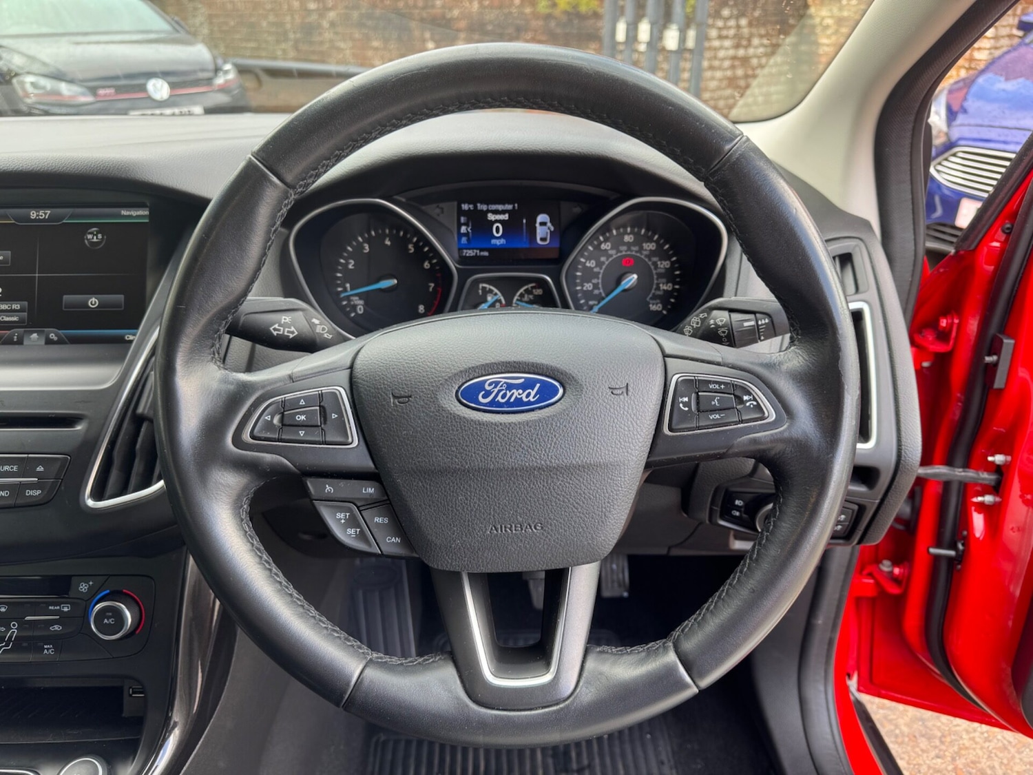 Used Ford Focus 2015 for sale - 76365765: Photo 12