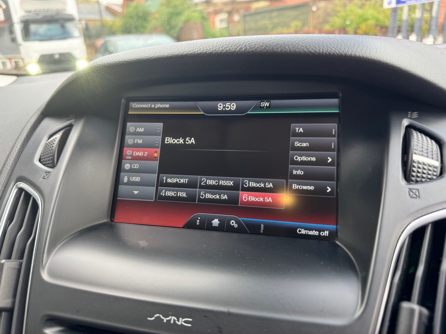 Used Ford Focus 2015 for sale - 76365765: Photo 21