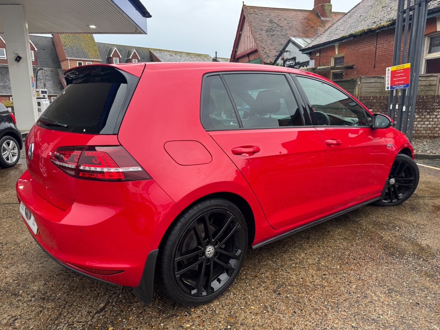 Used Volkswagen Golf 2014 for sale - 77249699: Photo 2