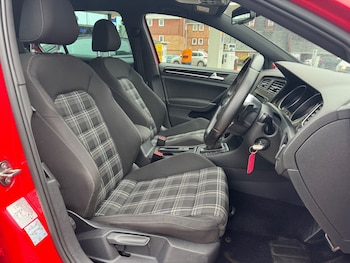 Used Volkswagen Golf 2014 for sale - 77249699: Photo