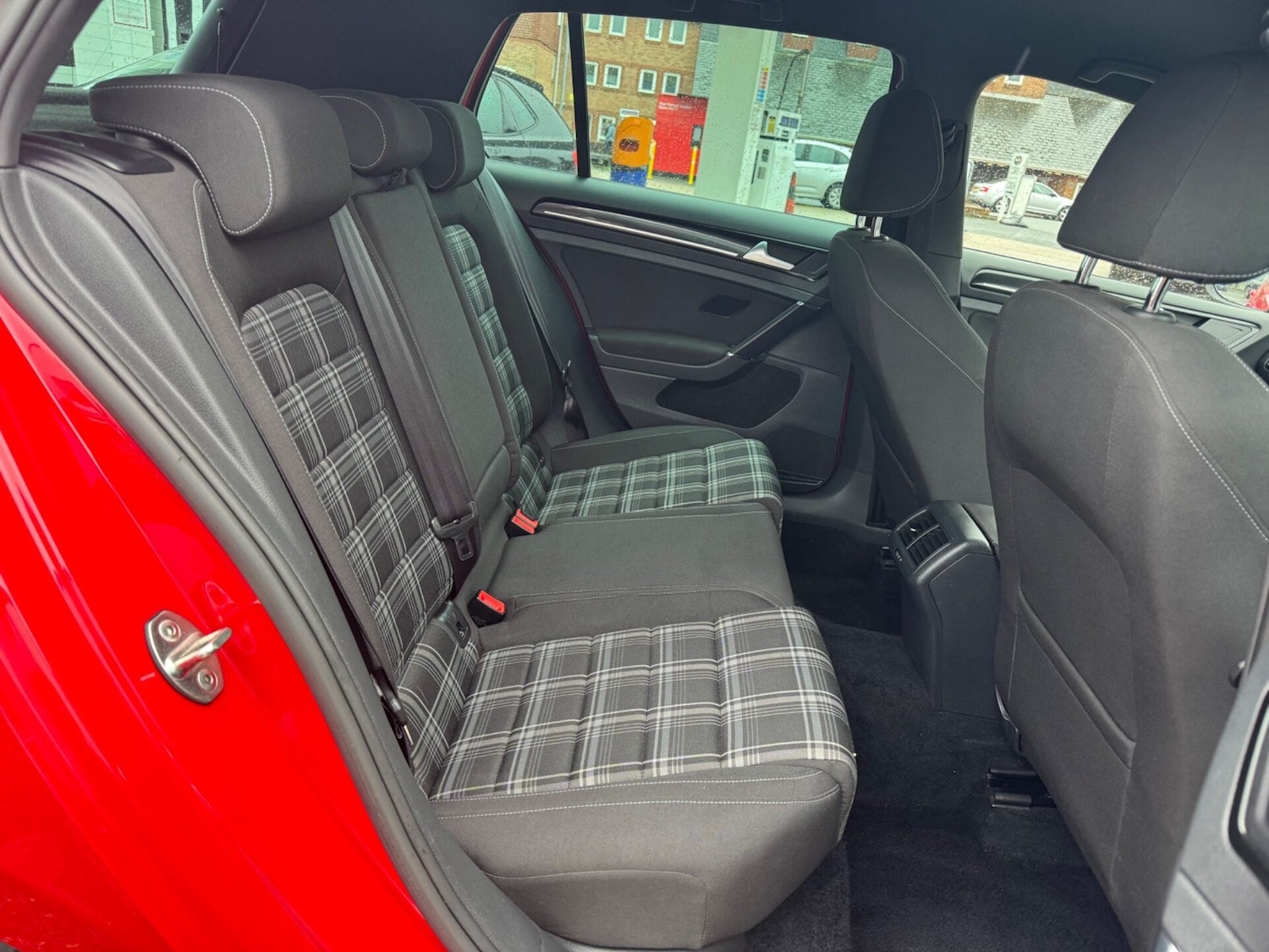 Used Volkswagen Golf 2014 for sale - 77249699: Photo 9