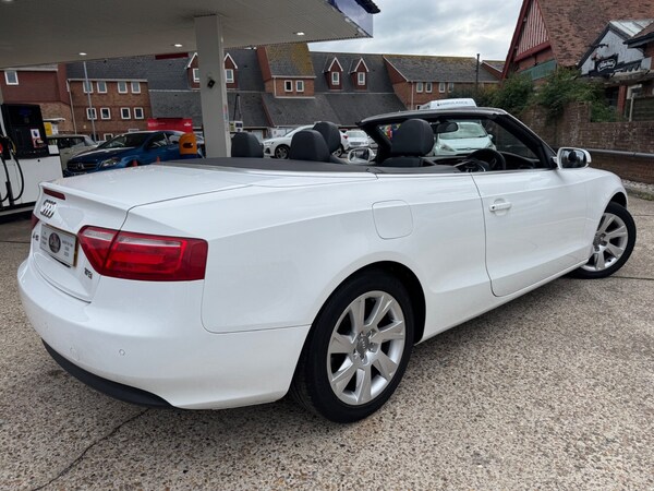 Used Audi A5 2011 for sale - 76304985: Photo 2
