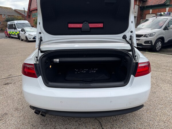Used Audi A5 2011 for sale - 76304985: Photo 8