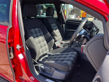 Used Volkswagen Golf 2014 for sale - 75425624: Photo