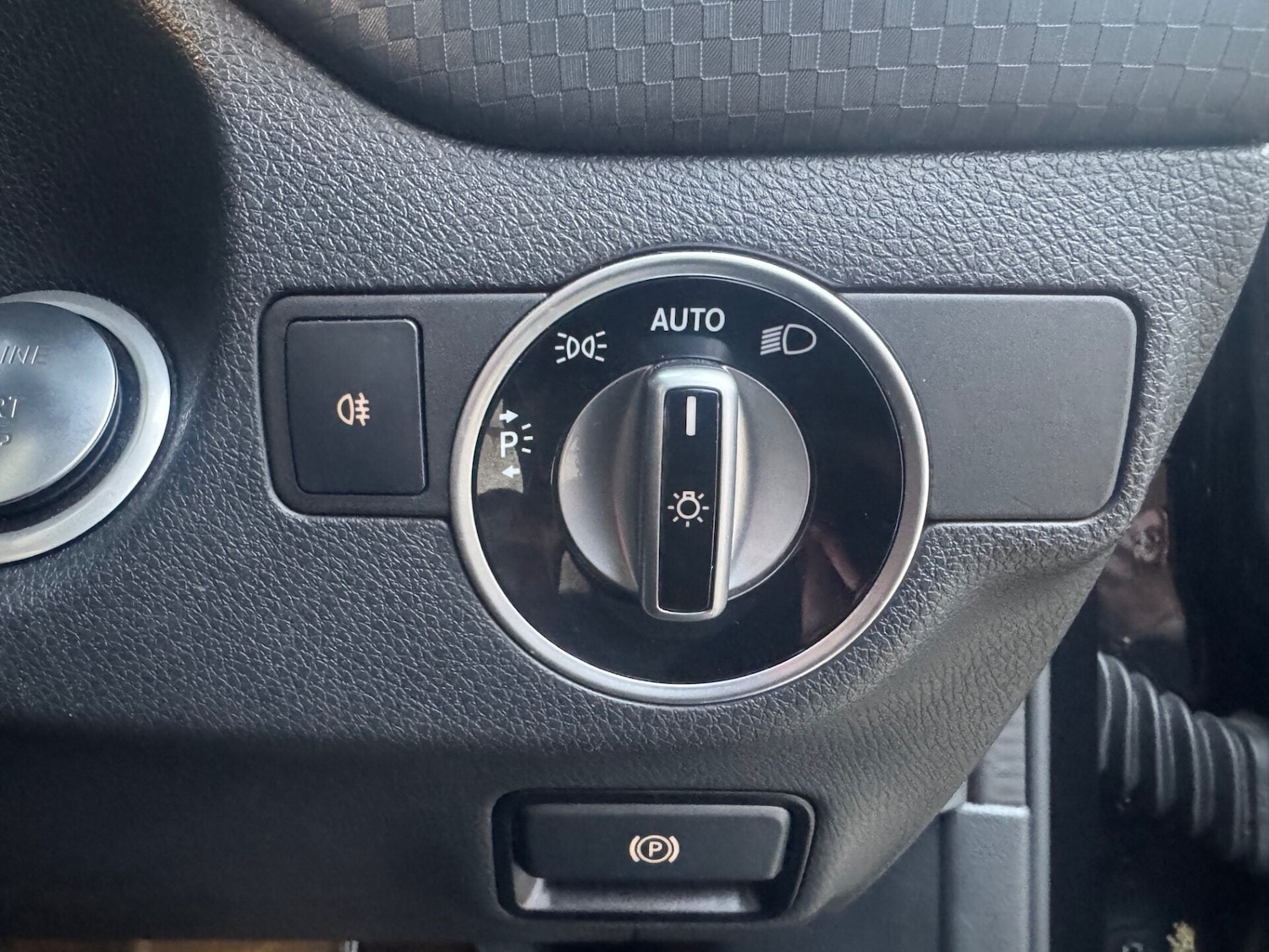 Used Mercedes-Benz A-Class 2018 for sale - 77208674: Photo 16