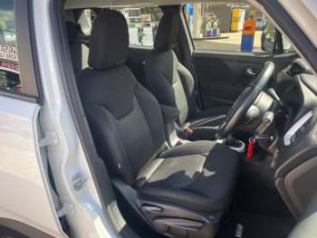 Used Jeep Renegade 2017 for sale - 74825067: Photo
