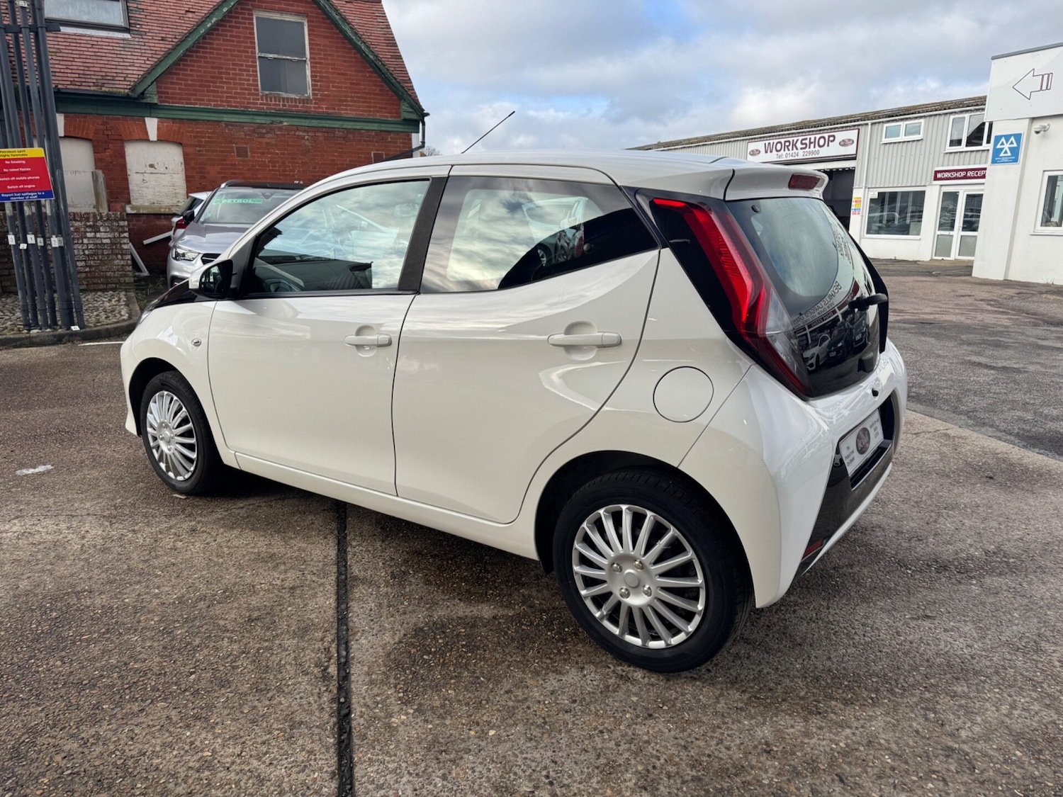 Used Toyota AYGO 2020 for sale - 76492273: Photo 6
