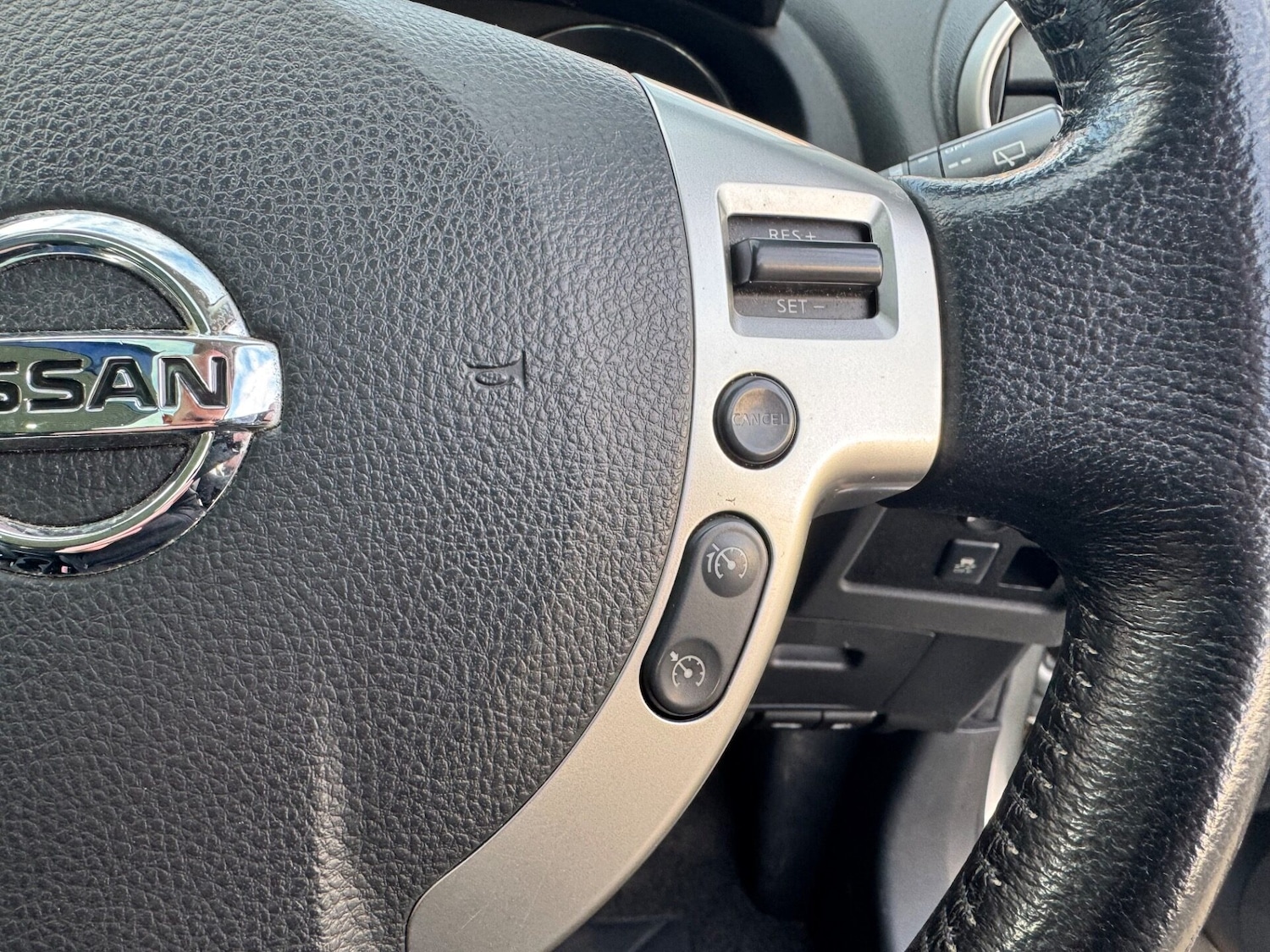 Used Nissan Qashqai 2010 for sale - 77196545: Photo 14