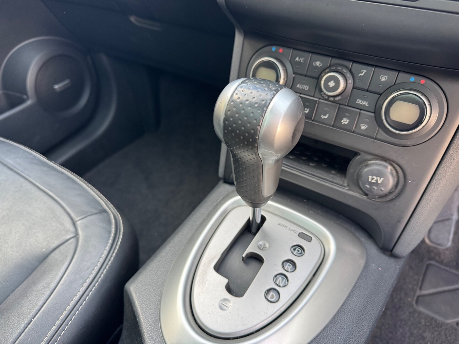 Used Nissan Qashqai 2010 for sale - 77196545: Photo 16