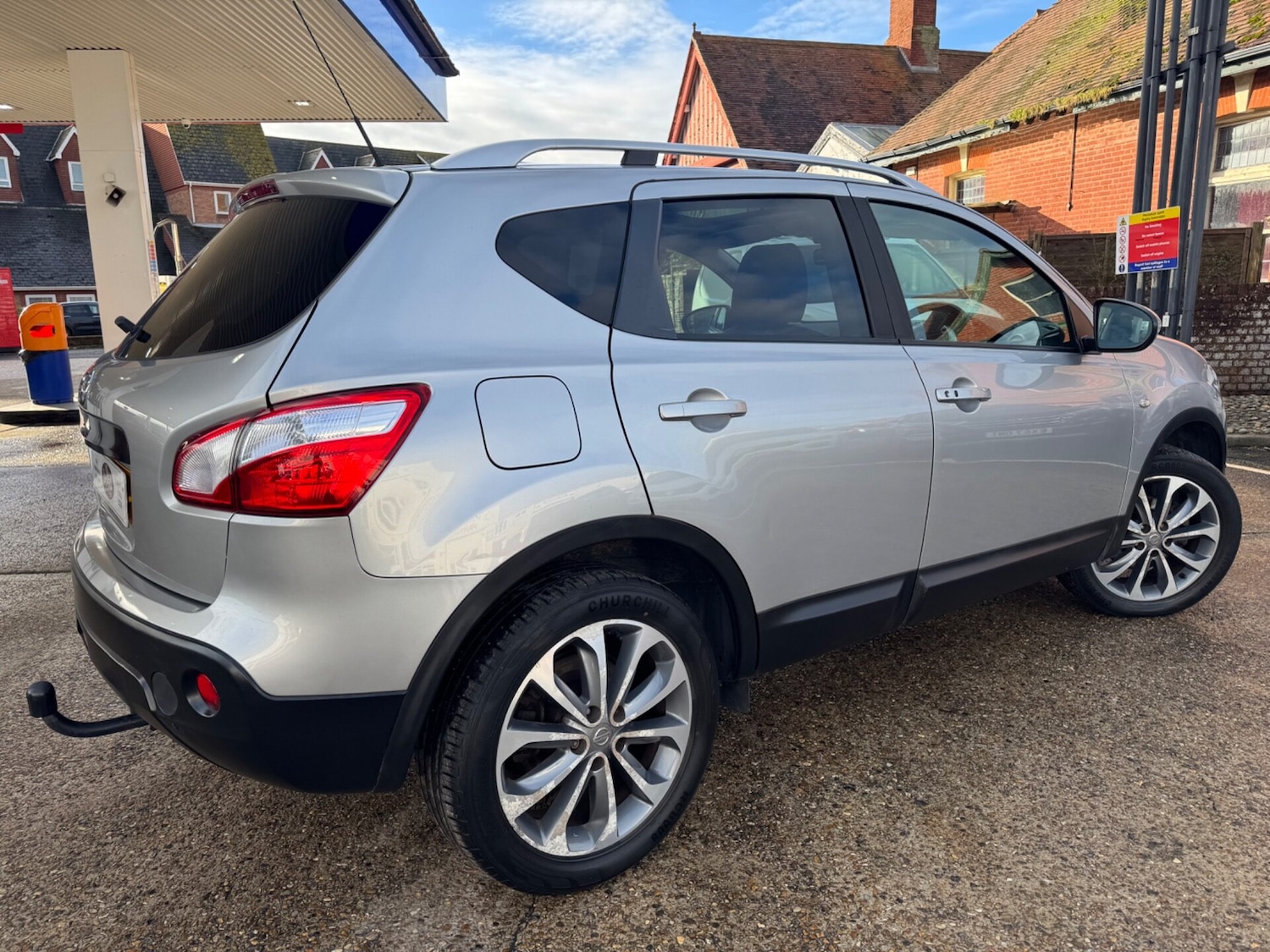 Used Nissan Qashqai 2010 for sale - 77196545: Photo 2