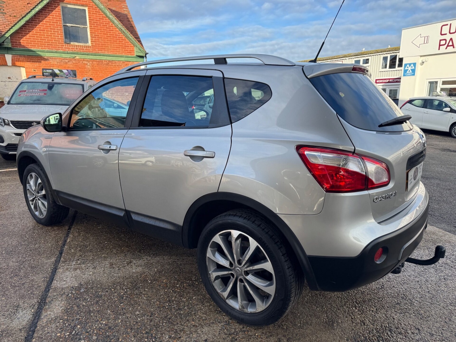 Used Nissan Qashqai 2010 for sale - 77196545: Photo 7