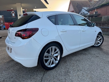 Used Vauxhall Astra 2015 for sale - 77006562: Photo