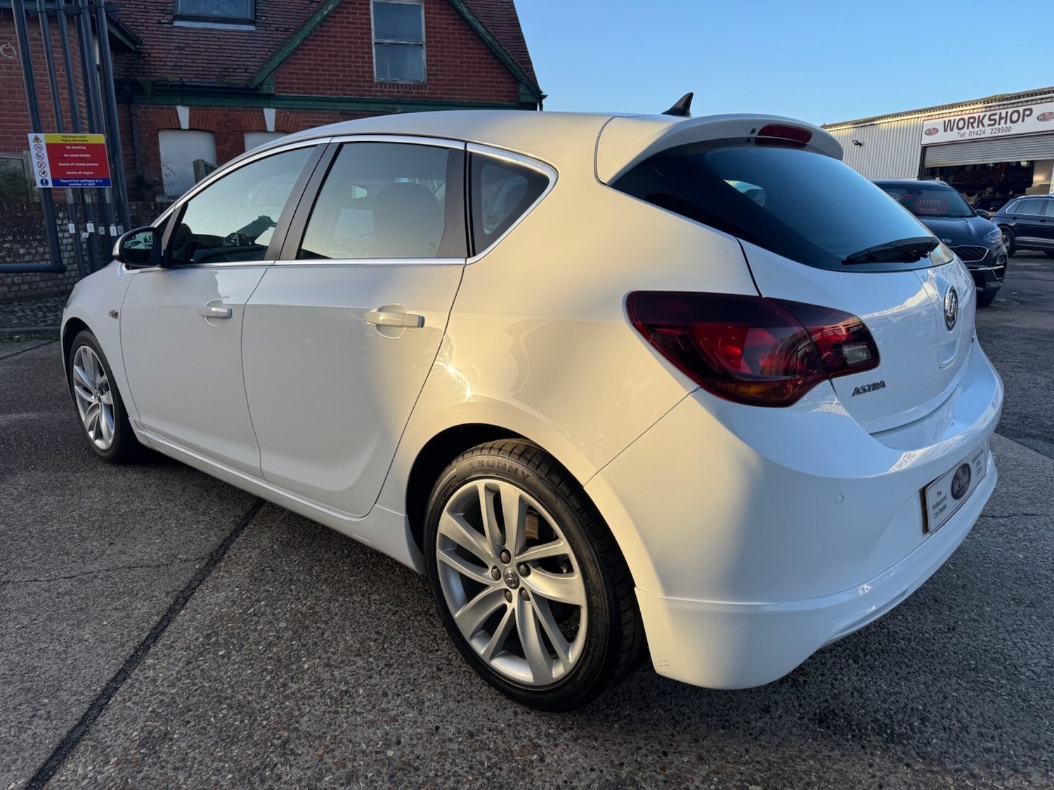 Used Vauxhall Astra 2015 for sale - 77006562: Photo 7