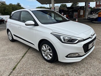 Used Hyundai i20 2016 for sale - 75426559: Photo