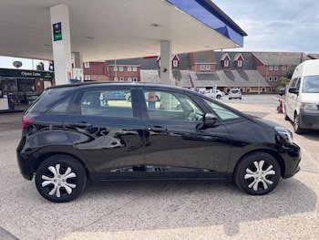Used Honda Jazz 2023 for sale - 79216327: Photo