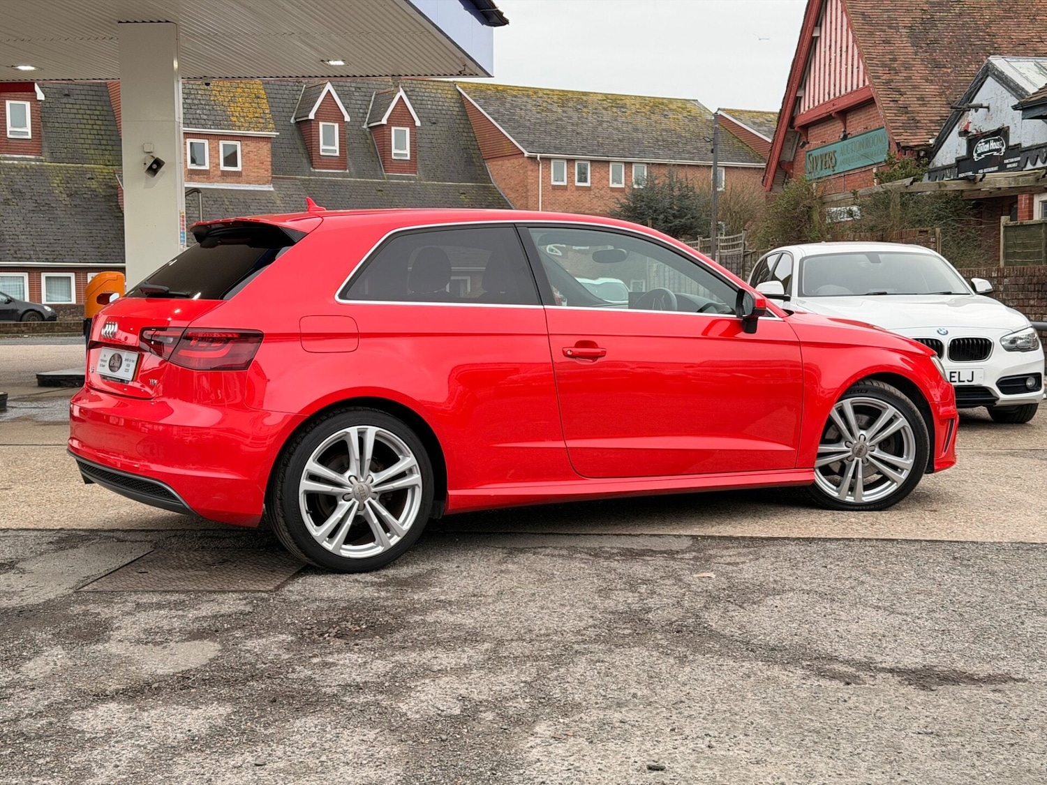 Used Audi A3 2014 for sale - 77394061: Photo 2