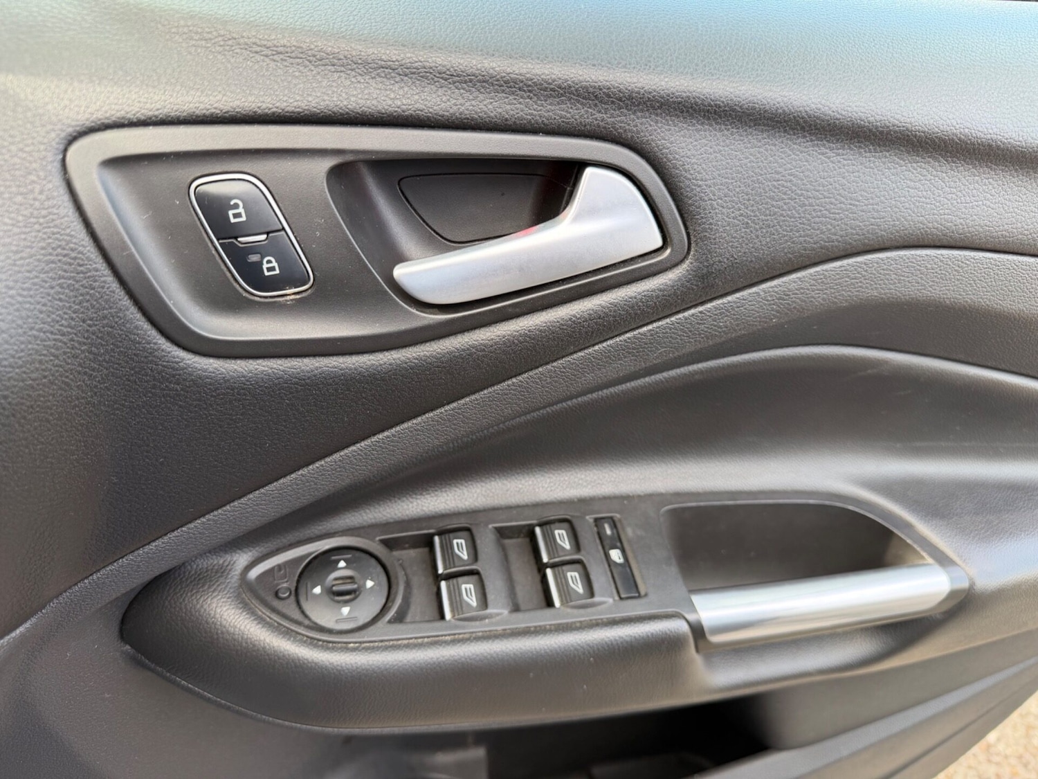 Used Ford Kuga 2017 for sale - 77520454: Photo 16