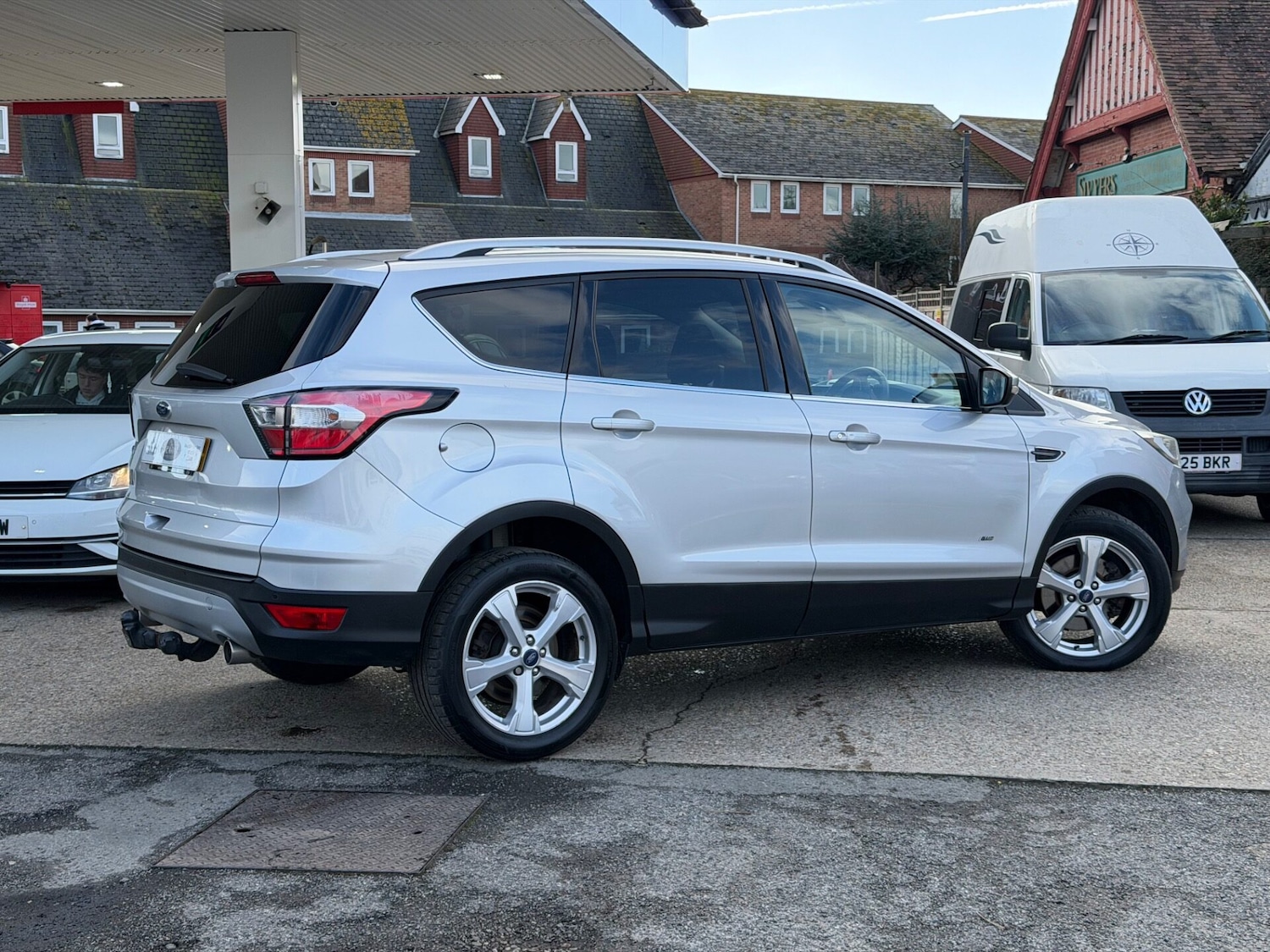 Used Ford Kuga 2017 for sale - 77520454: Photo 2