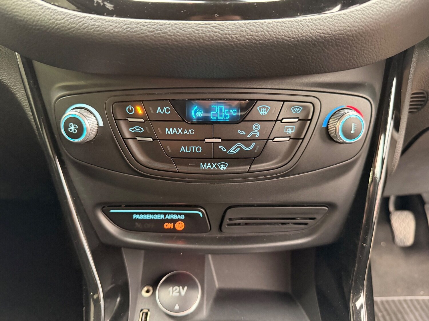 Used Ford B-MAX 2013 for sale - 76798572: Photo 21