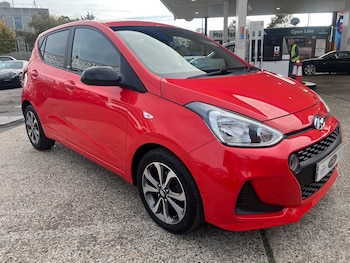 Used Hyundai i10 2019 for sale - 76197791: Photo