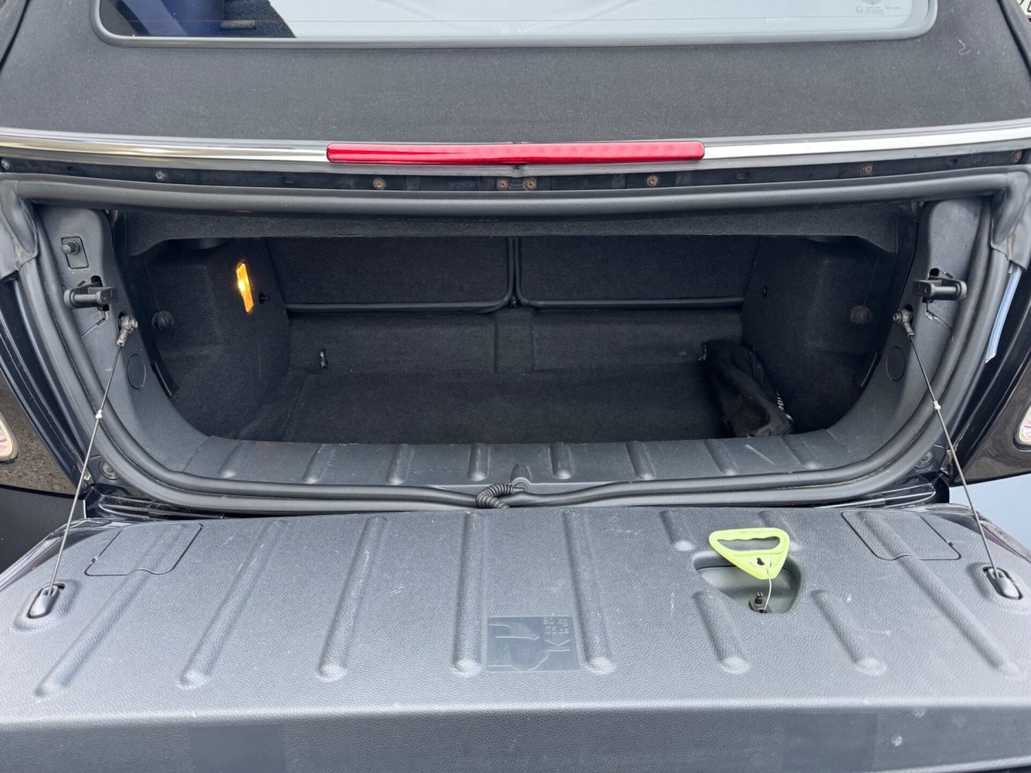 Used MINI Convertible 2009 for sale - 77199341: Photo 10