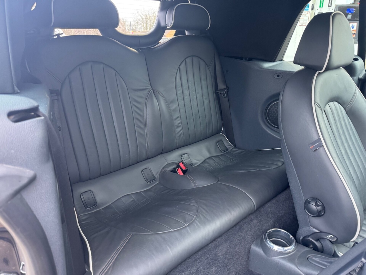 Used MINI Convertible 2009 for sale - 77199341: Photo 11