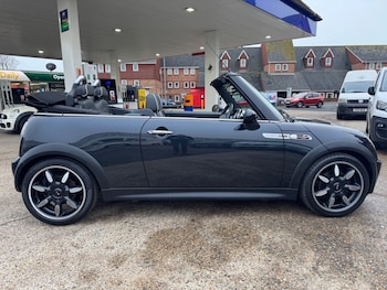 Used MINI Convertible 2009 for sale - 77199341: Photo