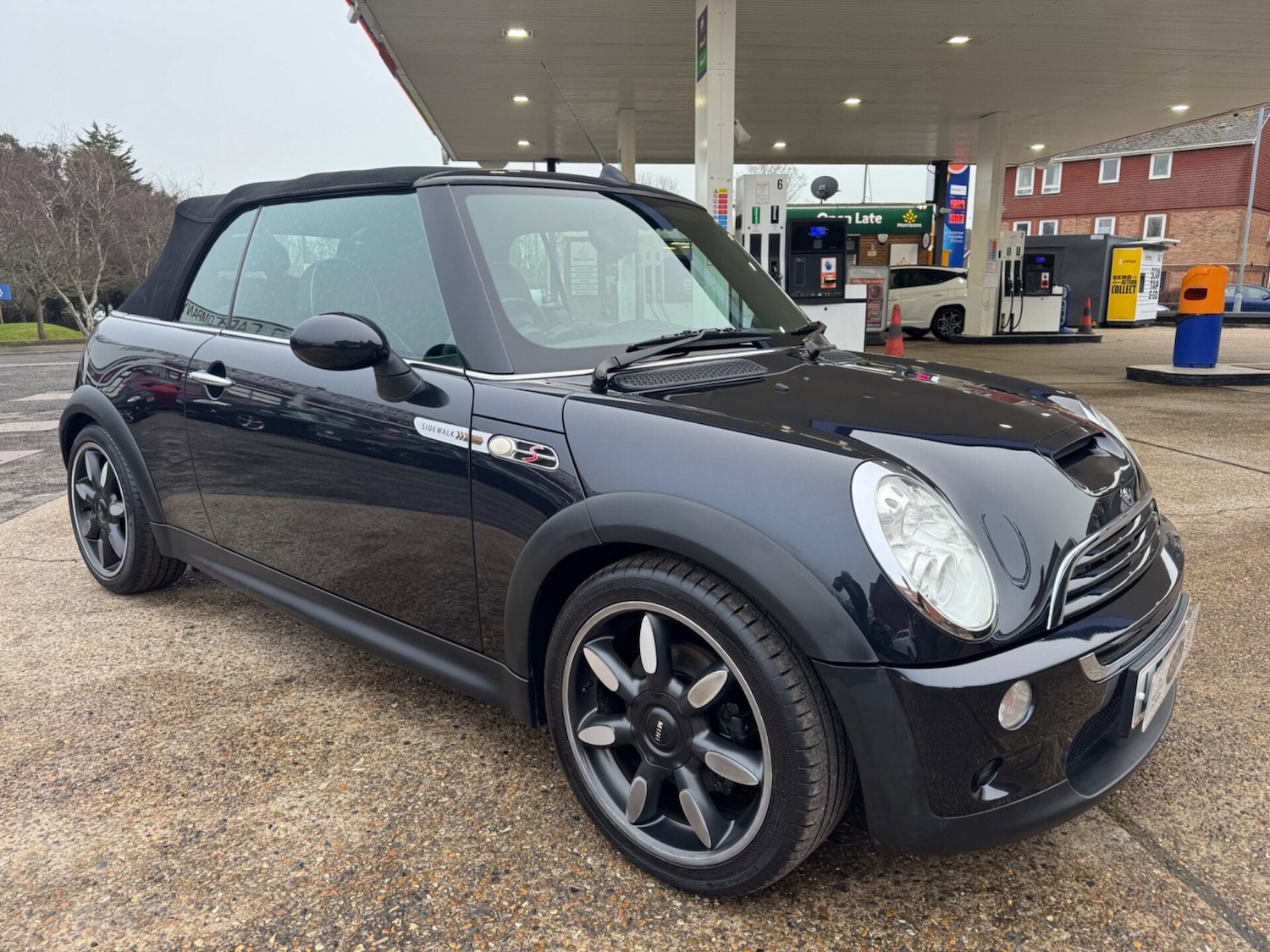Used MINI Convertible 2009 for sale - 77199341: Photo 6