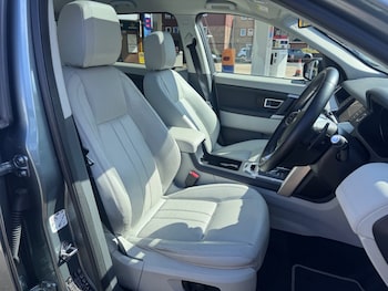 Used Land Rover Discovery Sport 2015 for sale - 79548049: Photo