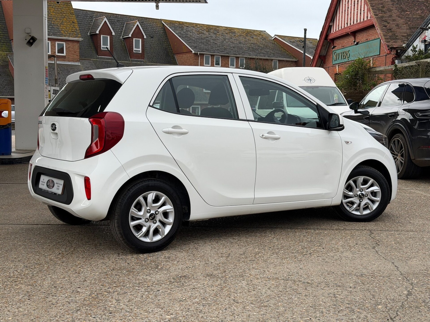 Used Kia Picanto 2019 for sale - 77617972: Photo 2