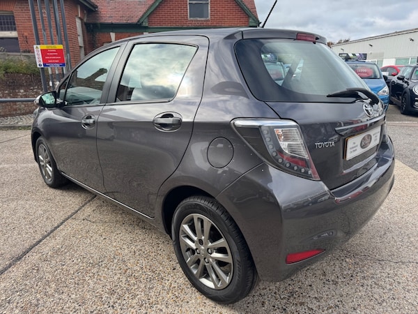 Used Toyota Yaris 2014 for sale - 76173581: Photo 10