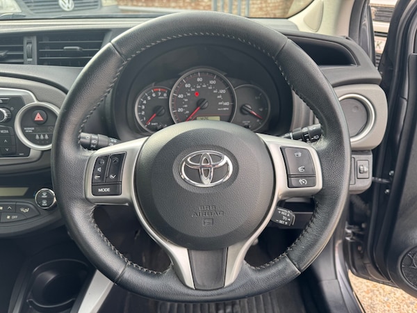 Used Toyota Yaris 2014 for sale - 76173581: Photo 11