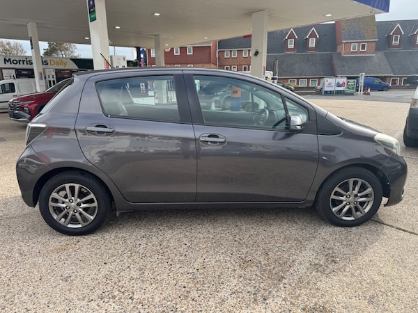 Used Toyota Yaris 2014 for sale - 76173581: Photo 4