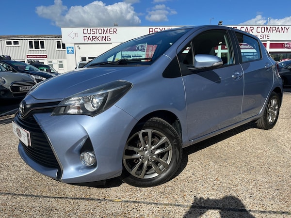 Used Toyota Yaris 2015 for sale - 75663106: Photo 1