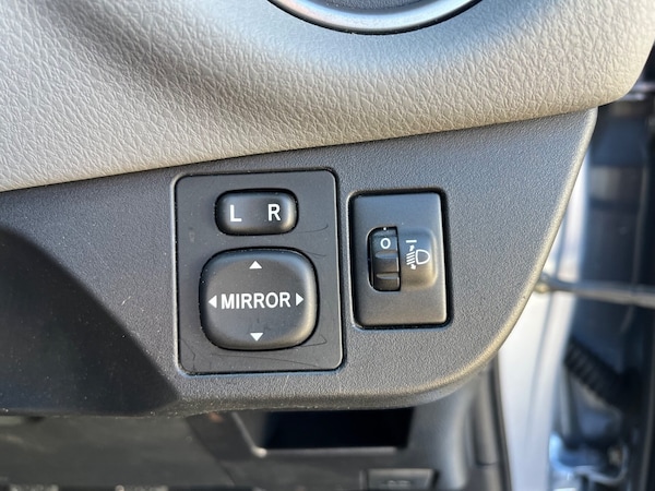 Used Toyota Yaris 2015 for sale - 75663106: Photo 21