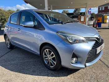 Used Toyota Yaris 2015 for sale - 75663106: Photo 4