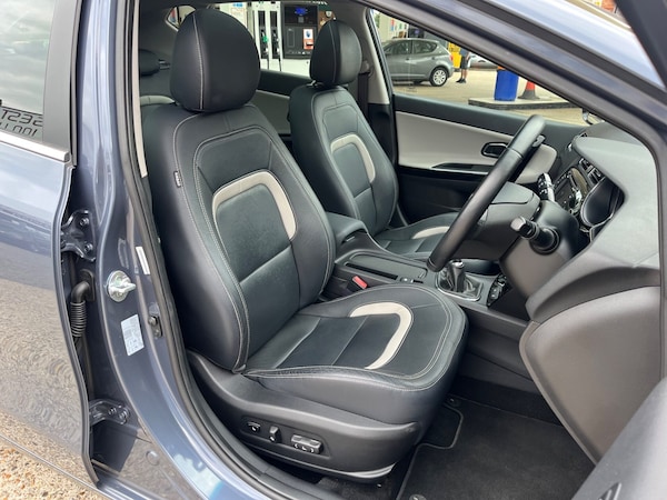 Used Kia Ceed 2015 for sale - 75425332: Photo 3