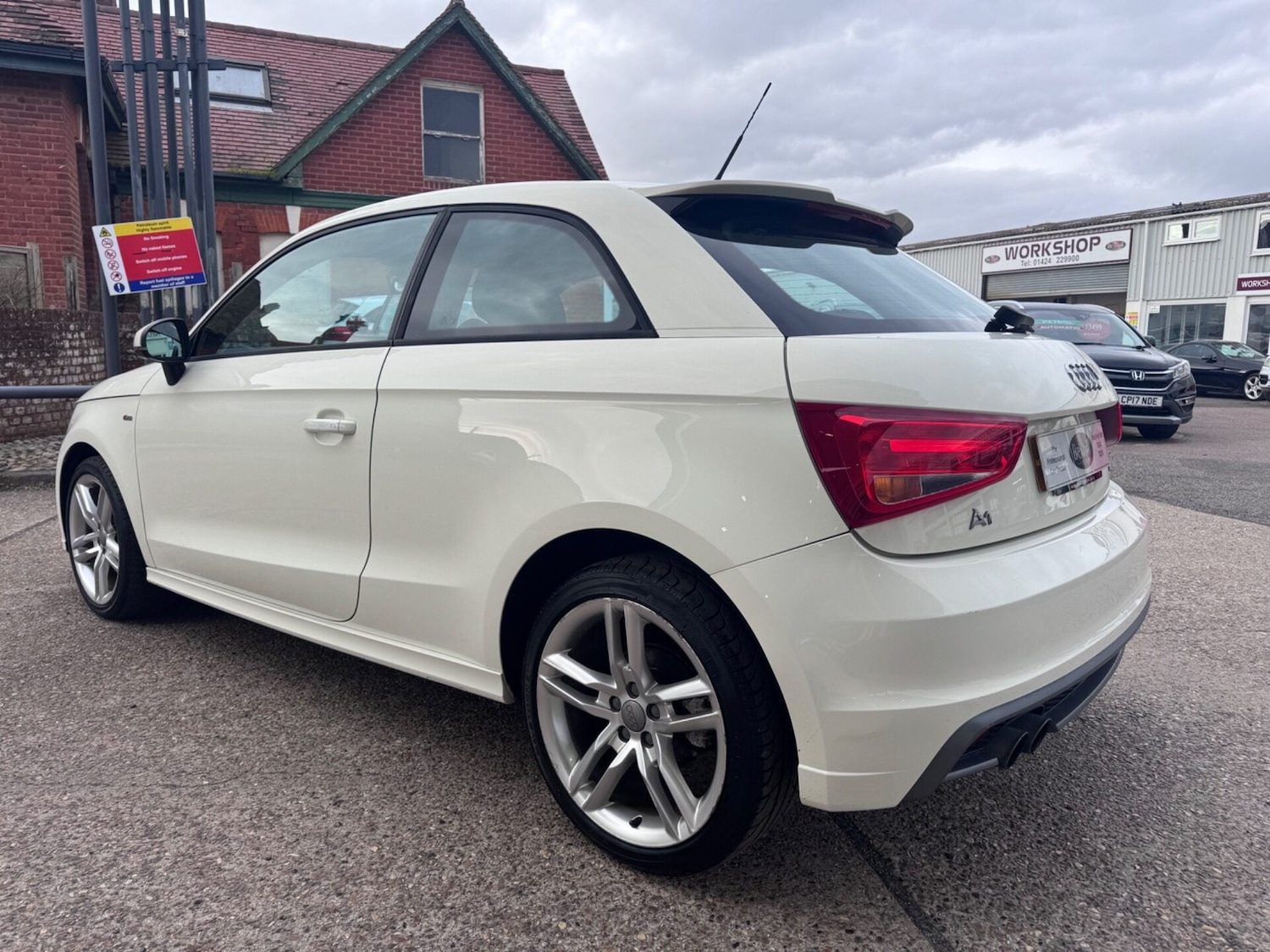 Used Audi A1 2011 for sale - 78122879: Photo 7