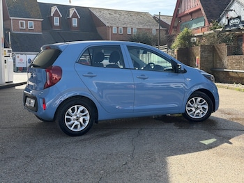 Used Kia Picanto 2018 for sale - 77844844: Photo