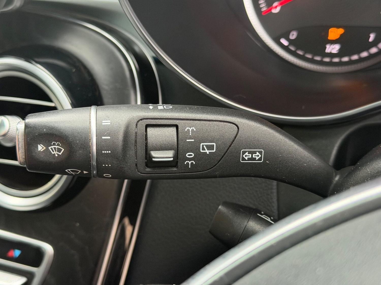 Used Mercedes-Benz GLC 2016 for sale - 78015930: Photo 16