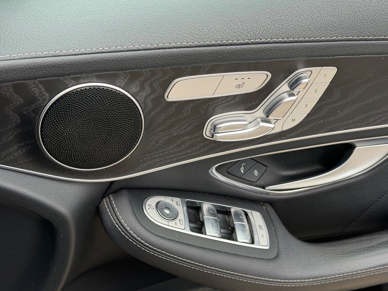 Used Mercedes-Benz GLC 2016 for sale - 78015930: Photo 18