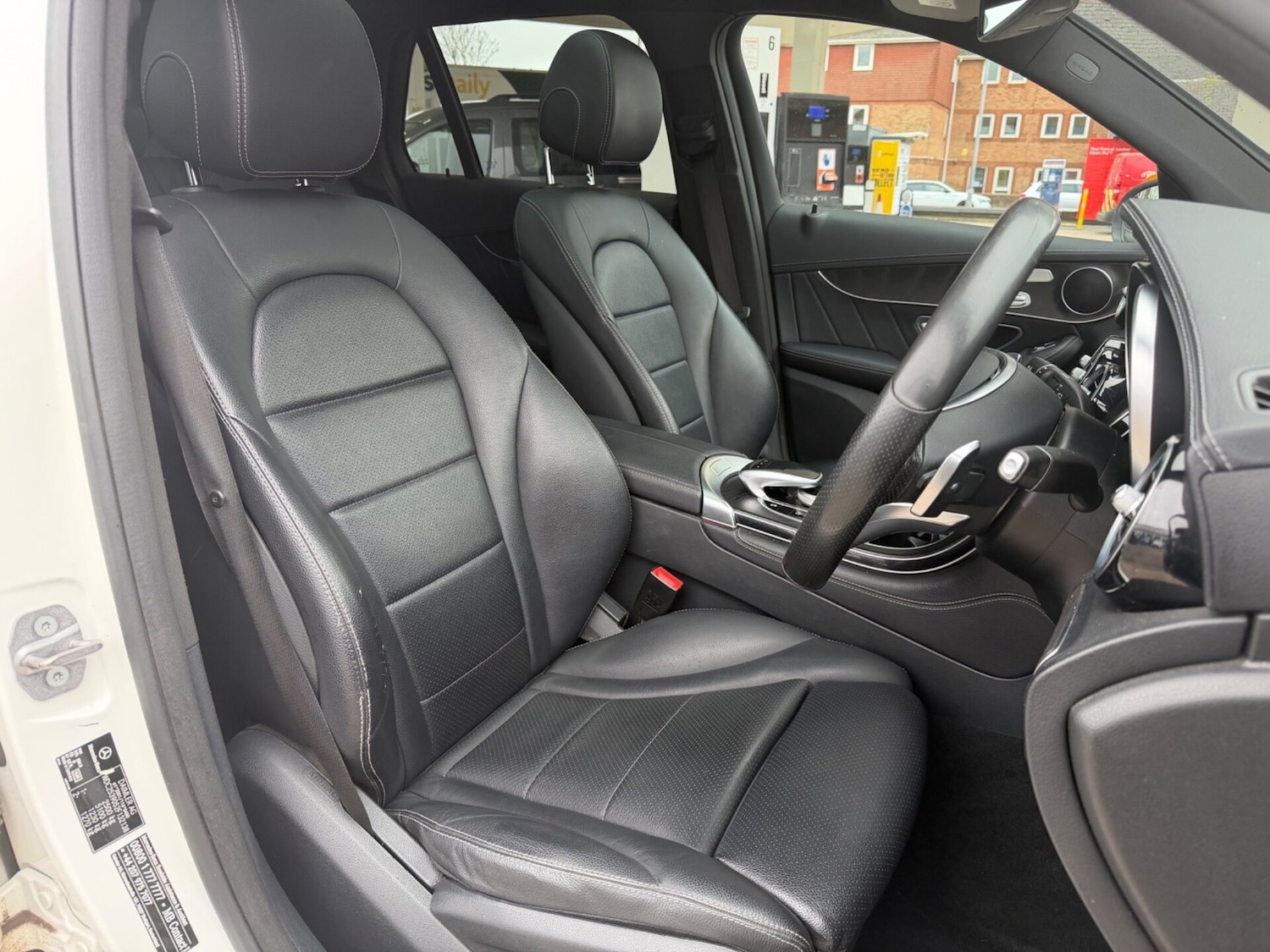 Used Mercedes-Benz GLC 2016 for sale - 78015930: Photo 5