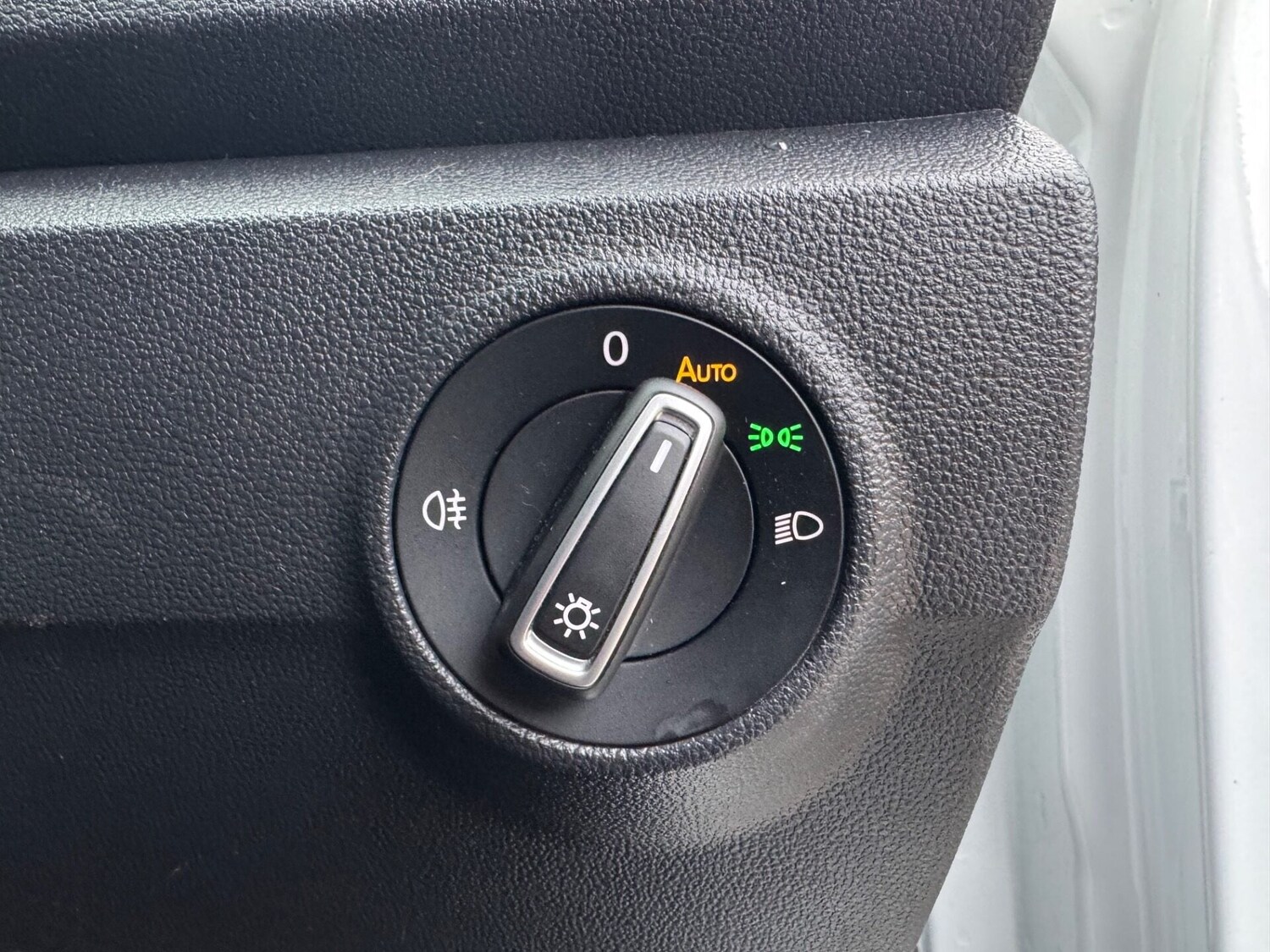 Used Volkswagen T-Roc 2020 for sale - 76558402: Photo 16