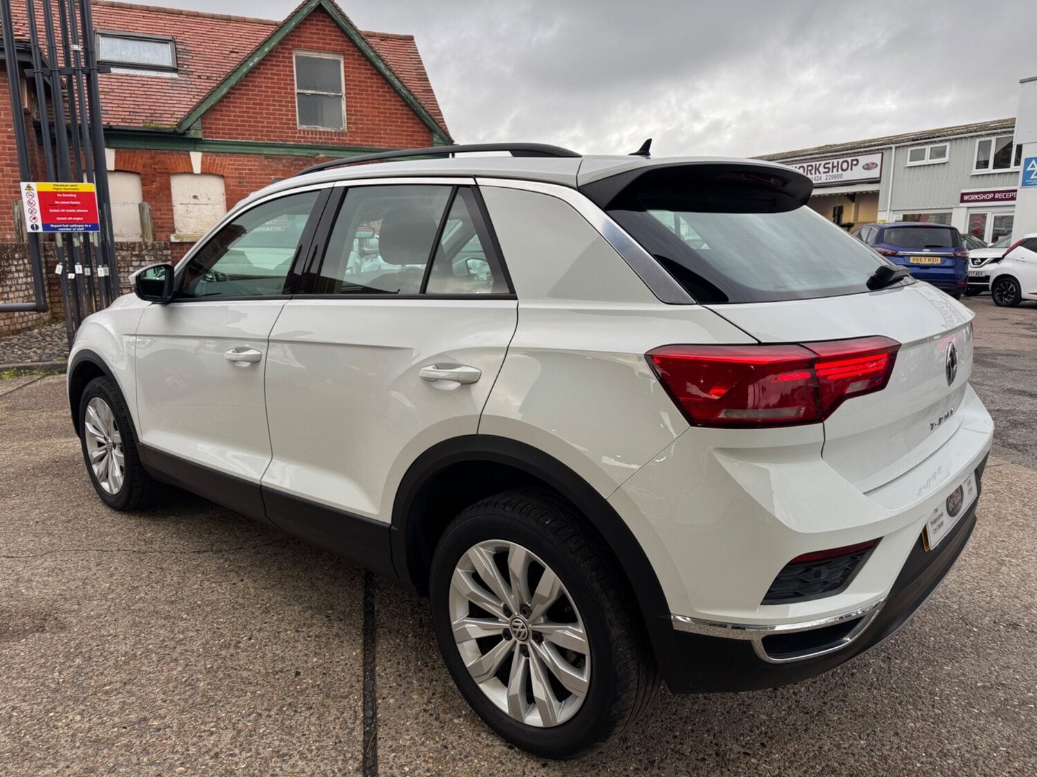 Used Volkswagen T-Roc 2020 for sale - 76558402: Photo 7